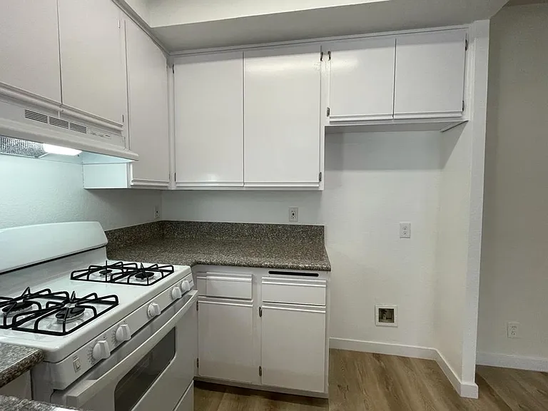 11459 COLLINS ST. — Photo 36