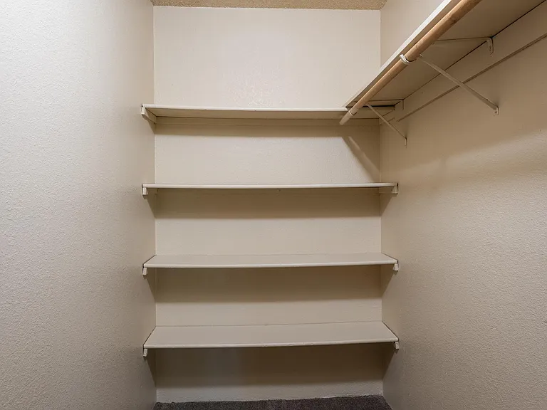 Coddingtown Mall Apartments — Photo 18