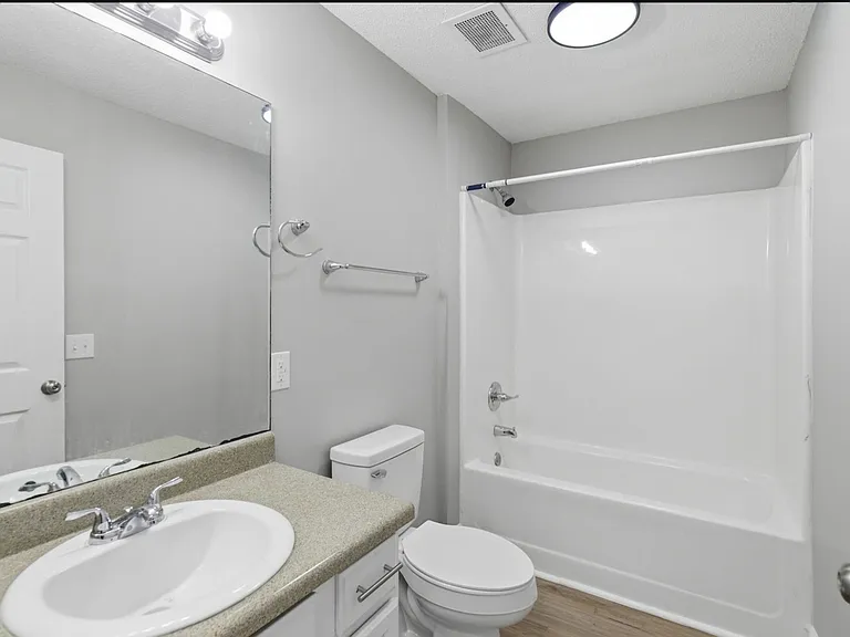 Cottonwood Estates — Photo 14