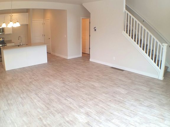 2nd image of 5060 W Herriman Pkwy