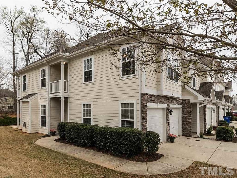 1st image of 501 Bartlett Cir