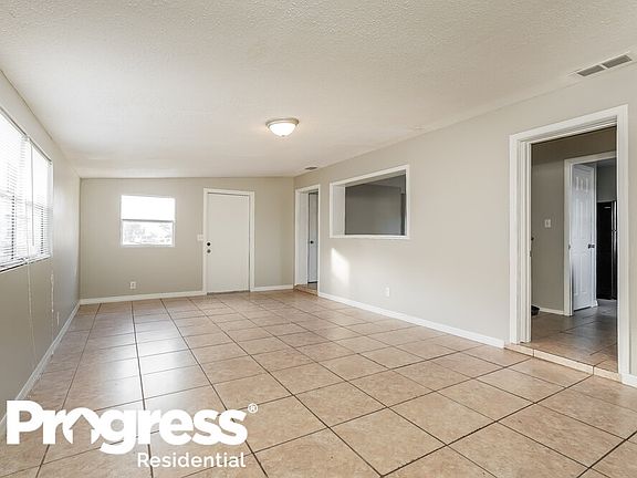 5th image of 5 W Clermont Ct