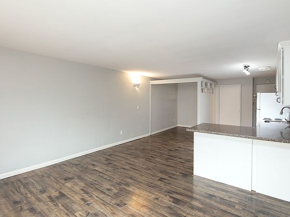 3rd image of 1928 43rd Ave E APT 6