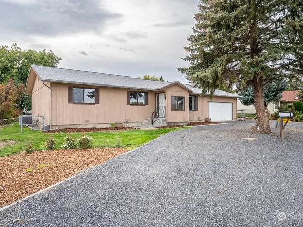 19426 Golf Club Road NW, Soap Lake, WA 98851