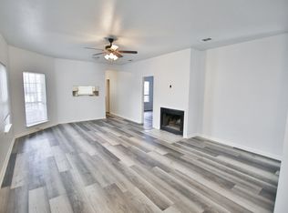 2922 Roxboro Rd, Euless, TX 76039