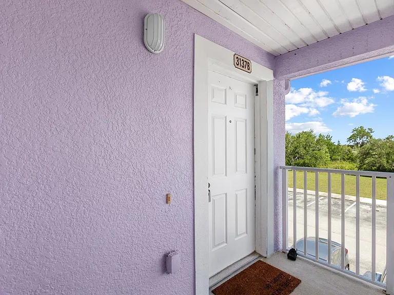 3137 Sun Lake Ct #B — Photo 9