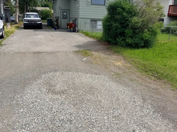 4107 Garfield St #A, Anchorage, AK 99503
