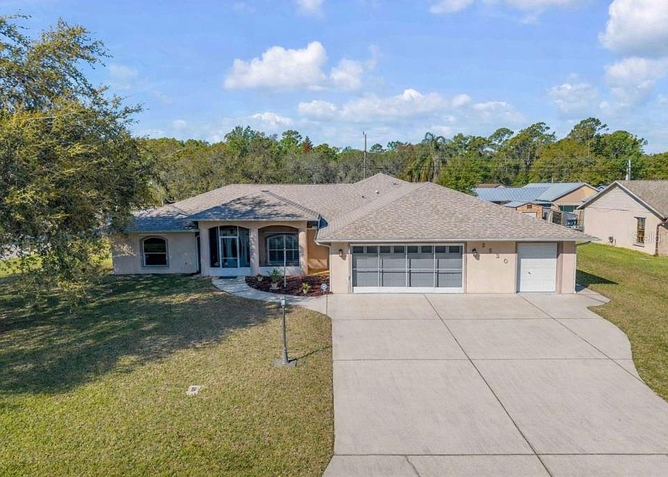1st image of 2530 Tamarind Dr