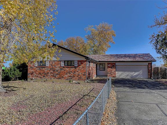 2nd image of 10424 Carmela Lane