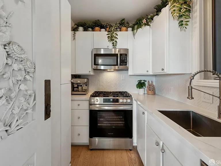 1407 Montgomery St #2 — Photo 15