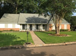 315 Longmeadow Dr, Ridgeland, MS 39157