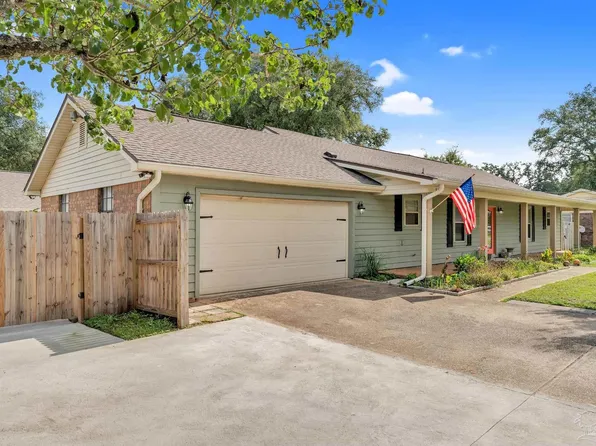 8364 Stanton Pl, Pensacola, FL 32526