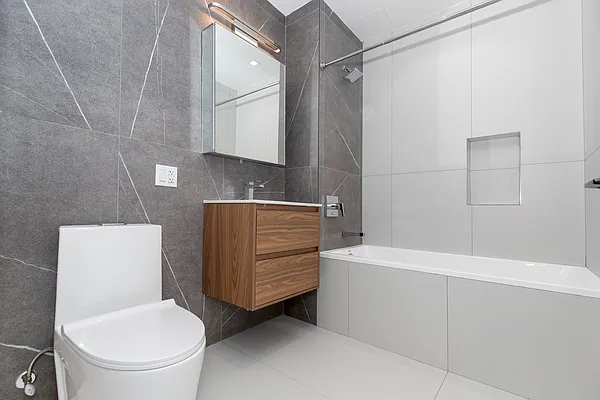 Rented by Nooklyn NYC LLC | media 95