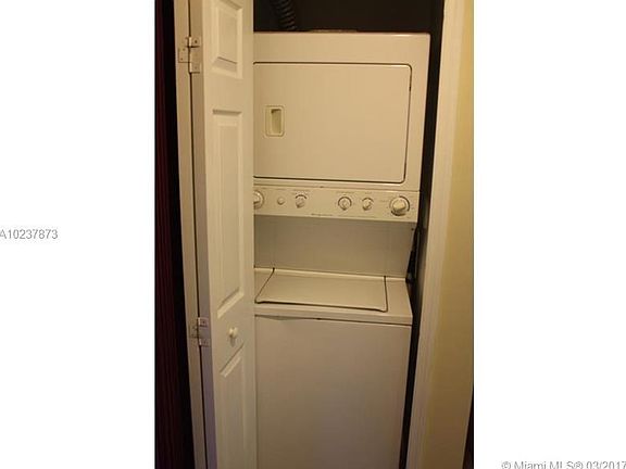 3rd image of 1270 SE 31st Ct APT 104