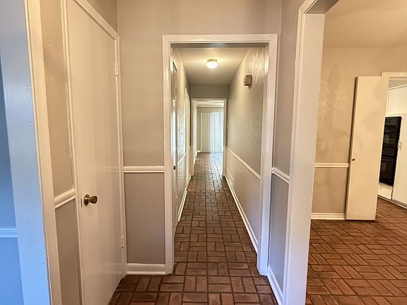 4th image of 7706 Dentcrest Dr