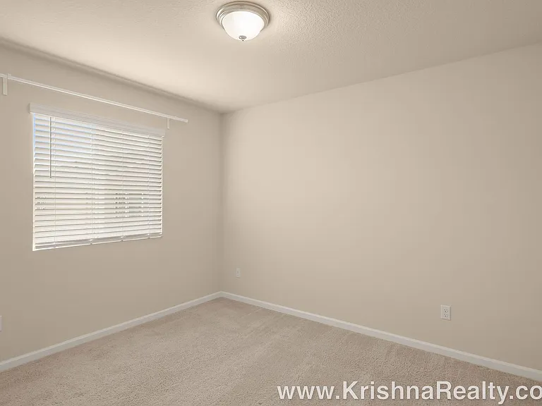 7443 NW 164th Ave — Photo 14