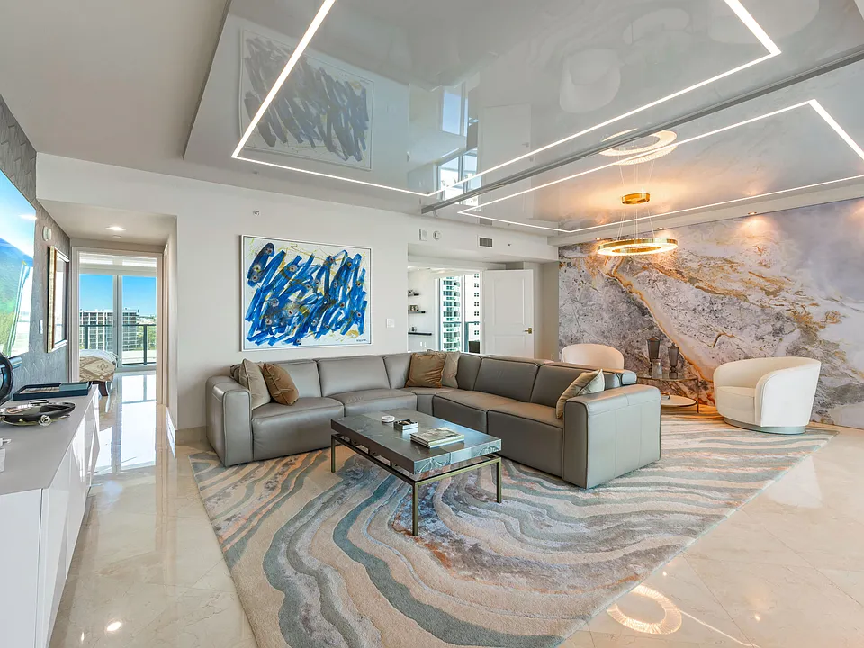 3101 S Ocean Dr #901