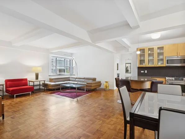 550 Grand Street image 1 of 20