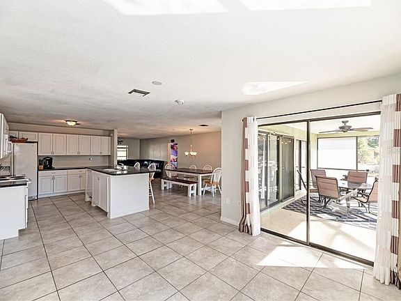 4th image of 9877 Gulfstream Blvd