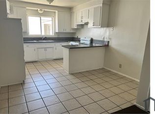 12706 Cranbrook Ave APT D, Hawthorne, CA 90250