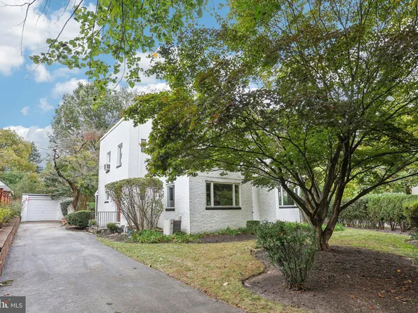 425 Grove Pl, Narberth, PA 19072