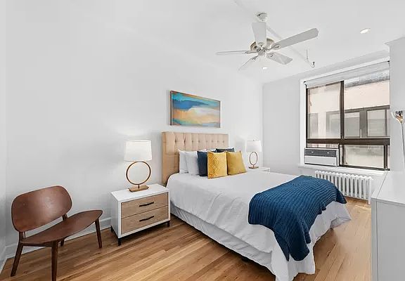 4th image of 112 W 18th St APT 4C