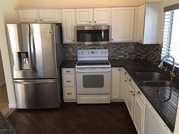 2nd image of 14924 W Lupine Ln