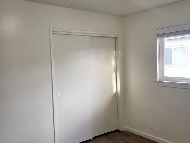 529 N T St #F — Photo 6