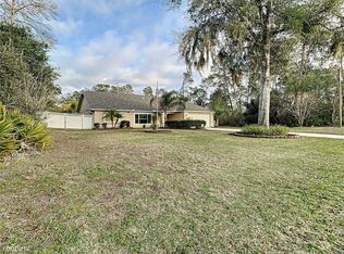 7052 Ovenbird Rd, Weeki Wachee, FL 34613