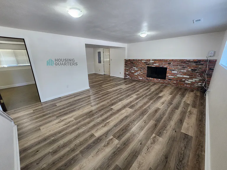 3318 S Bernard St — Photo 24