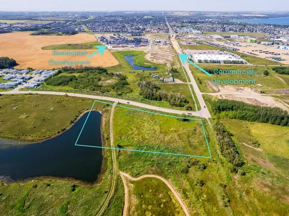 47 Avenue Bayshore Dr Unit D, Sylvan Lake, AB T4S 0A7