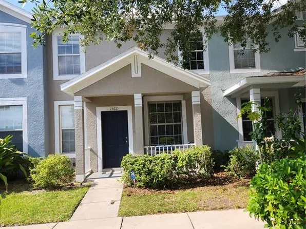 1562 Deer Tree Ln, Brandon, FL 33510