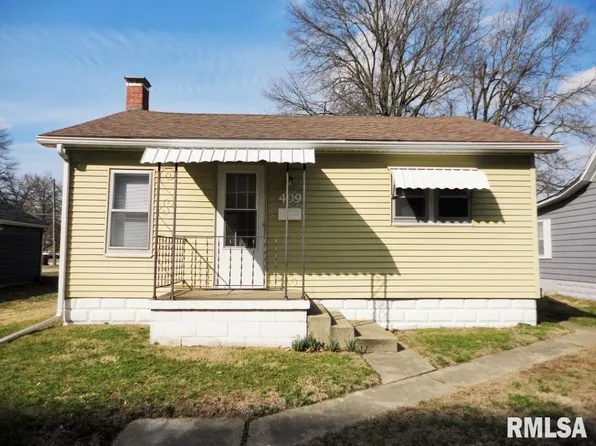 409 W Franklin St, Taylorville, IL 62568