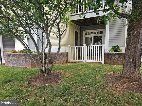 2nd image of 6161 Willow Pl APT 106