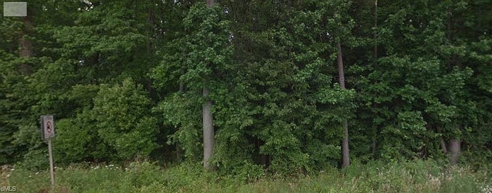 2nd image of 3215 Randleman Rd