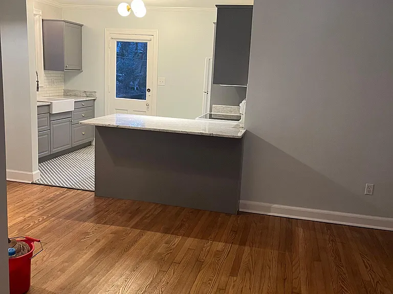 401 S Reese St — Photo 6