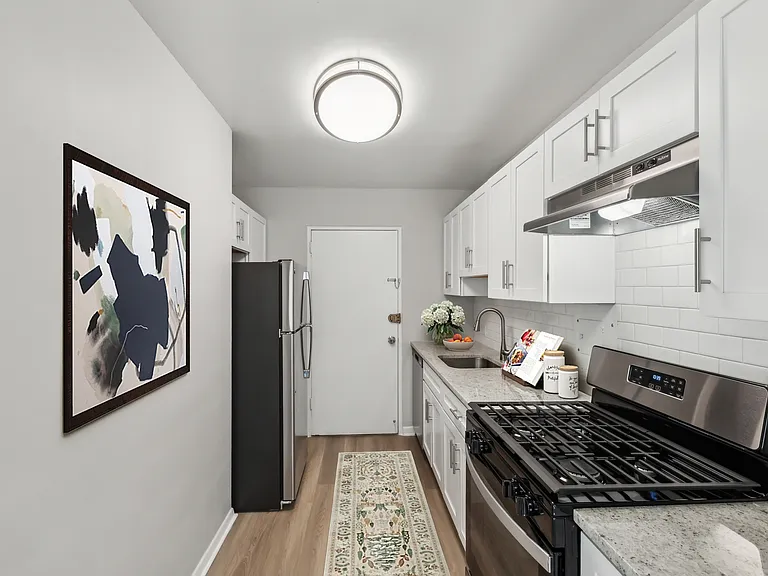 The Jefferson, an Eagle Rock Community — Photo 10