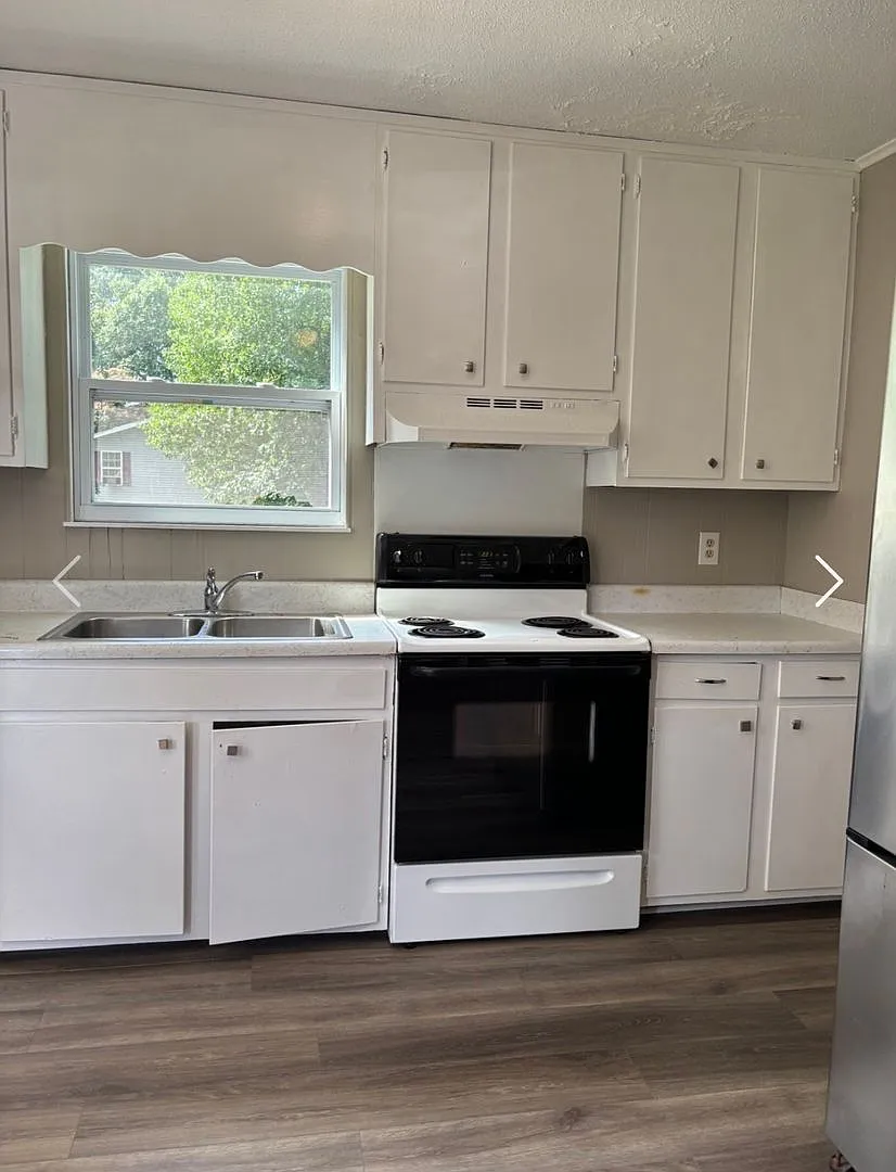 Three Bedroom Home in Chattanooga TN — Photo 2