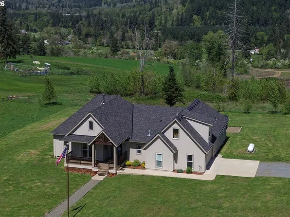 31453 S Stone Creek Ln, Molalla, OR 97038