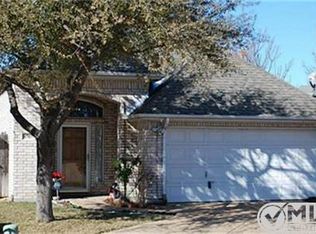 8767 Halstead Ct, Dallas, TX 75243
