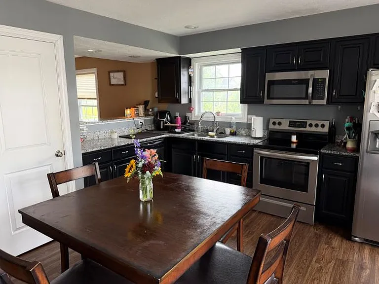 2294 S Samuel Ln — Photo 3