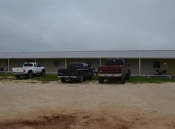 4th image of 11675 Fm 3025