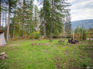 6225 Shamrock Rd, Maple Falls, WA 98266