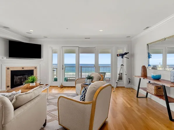 11 Atlantic Ave #6, Salisbury, MA 01952