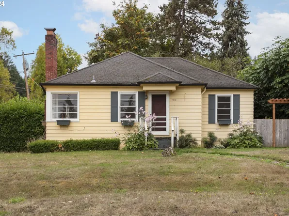 1212 Laurel St #9, Lake Oswego, OR 97034