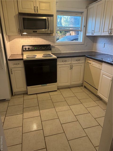 1st image of 98 Casement Ave