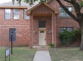 11817 James Dr, Balch Springs, TX 75180