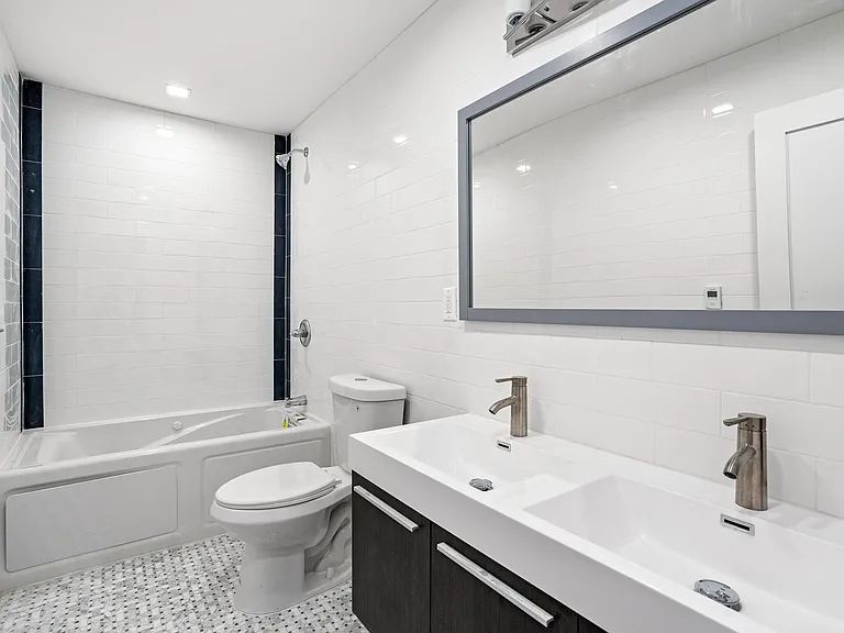 1253 Saint Marks Ave #1 — Photo 14