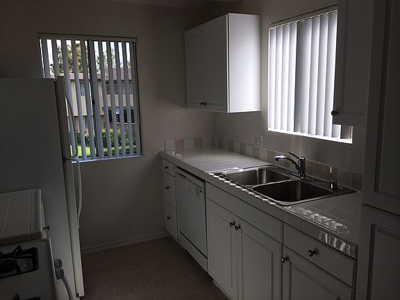 5th image of 22 Bear Paw APT 51D