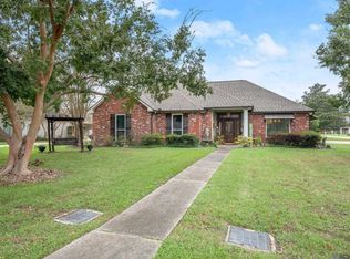 7539 Sage Meadow Dr, Denham Springs, LA 70726